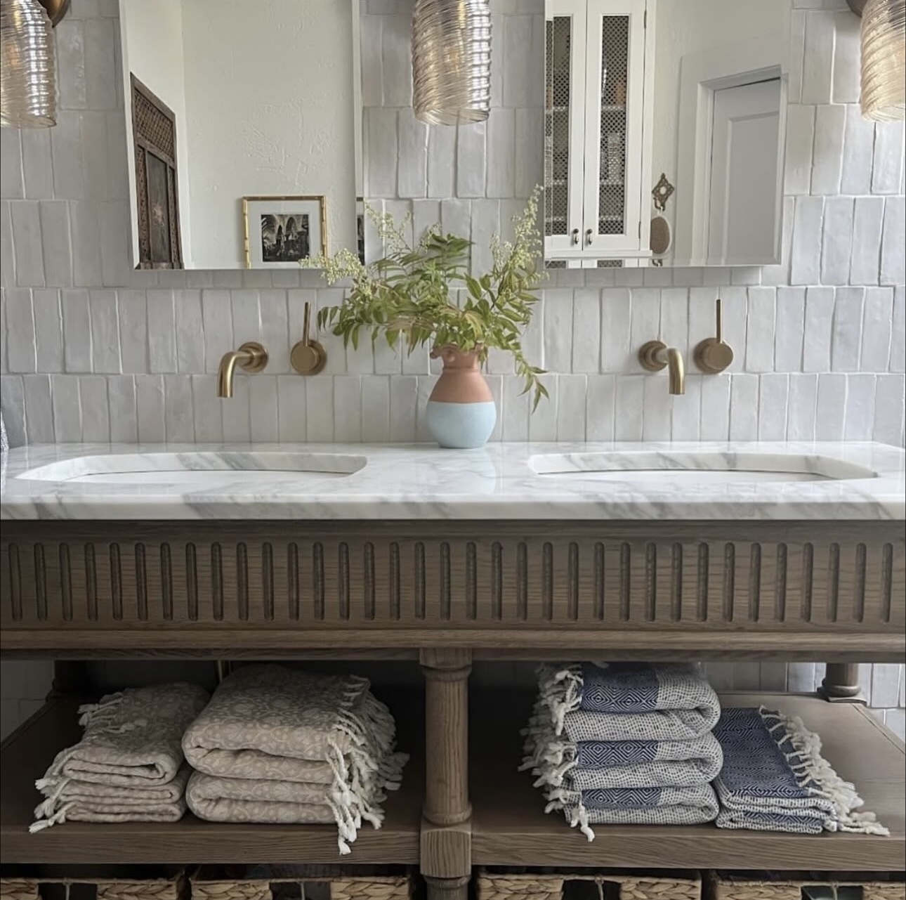 Calcautta Marble Bath 2025 — Stone City project