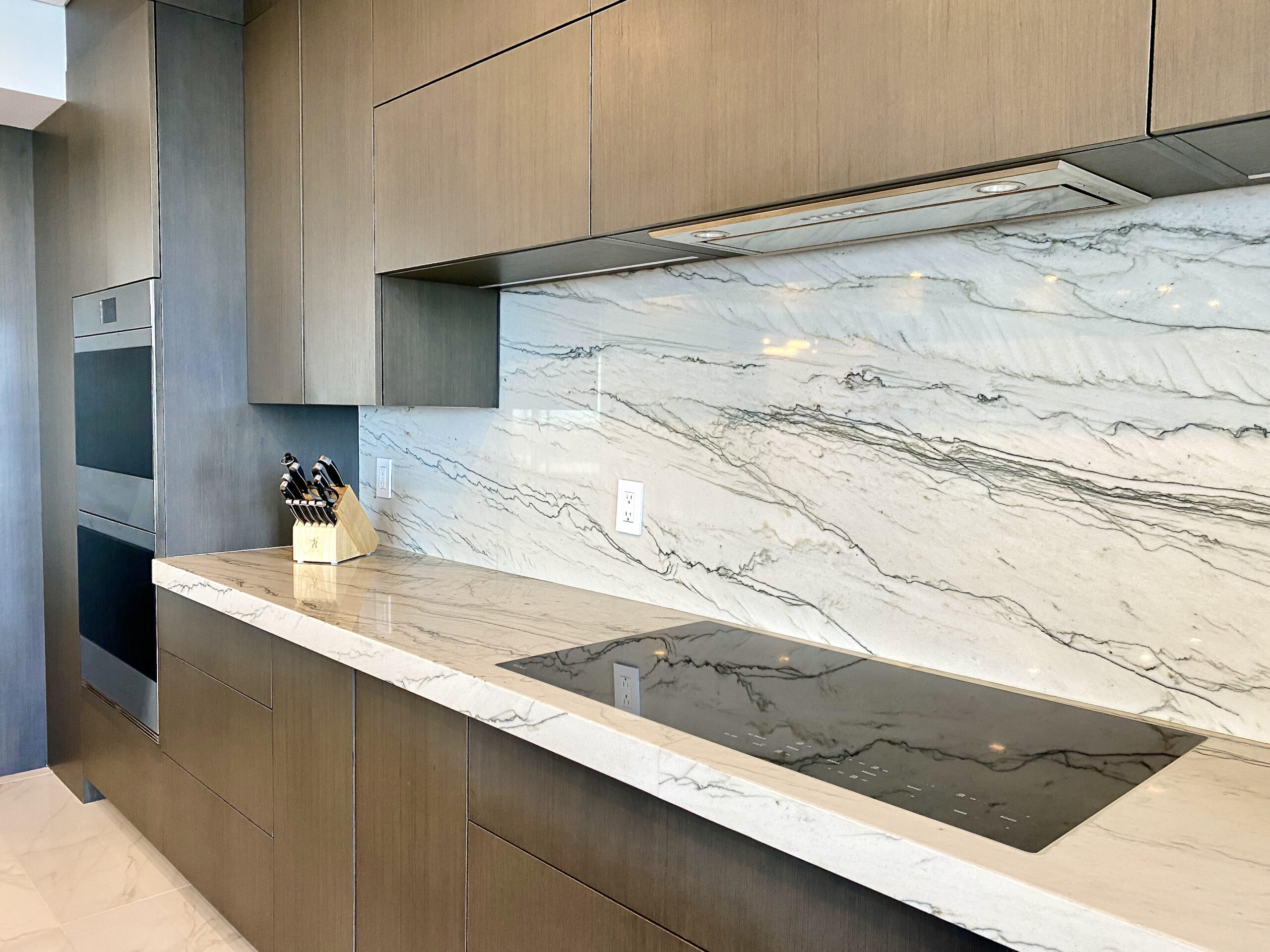 Giotta Quartzite Kitchen — Stone City project