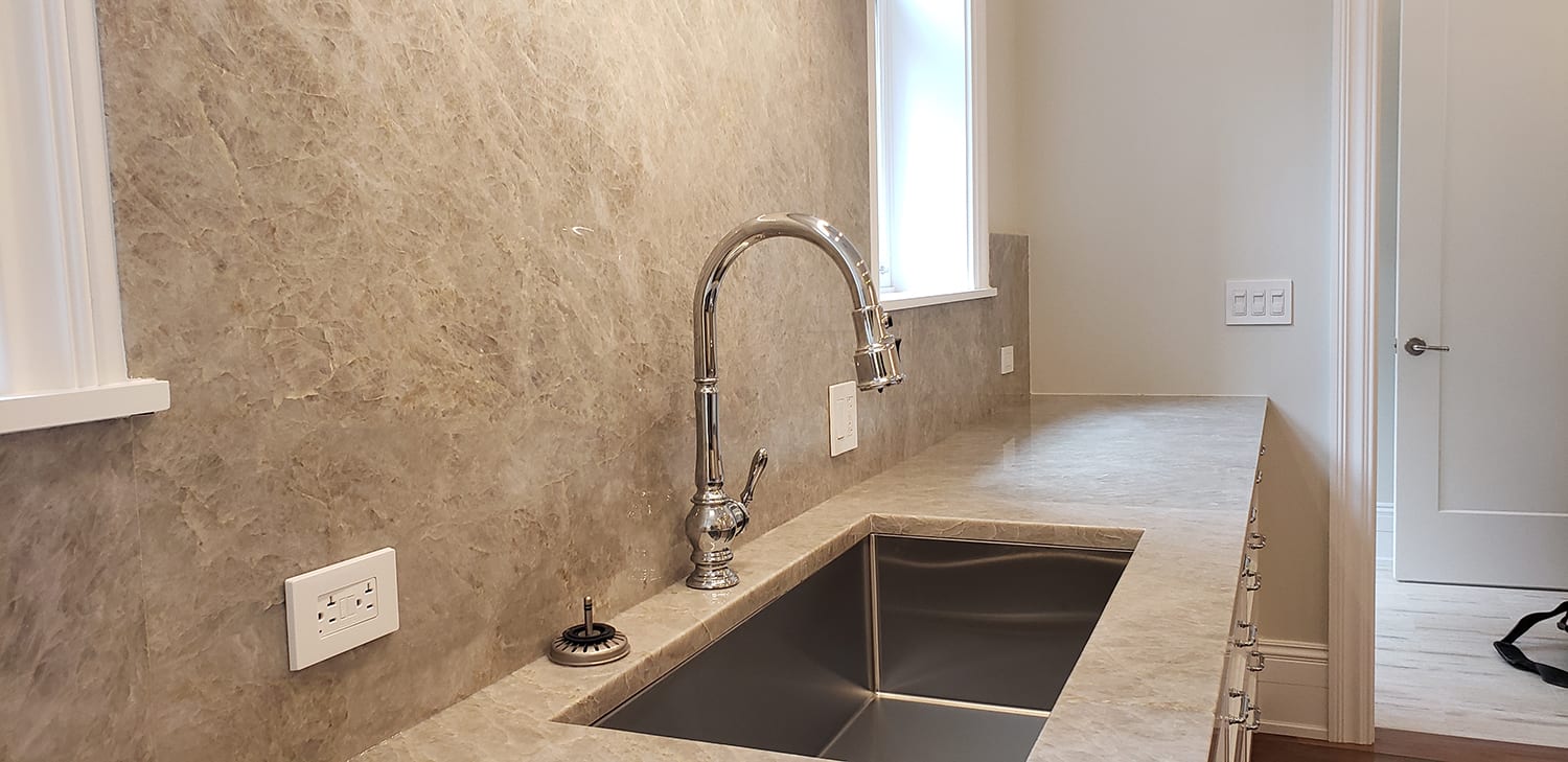 Gold Coast Townhome — Photo 7