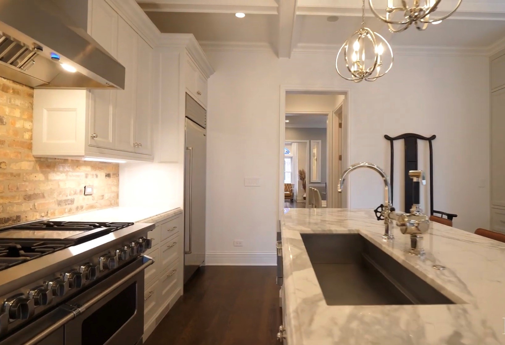 Lincoln Park Home - Kitchen & Bath — Photo 6